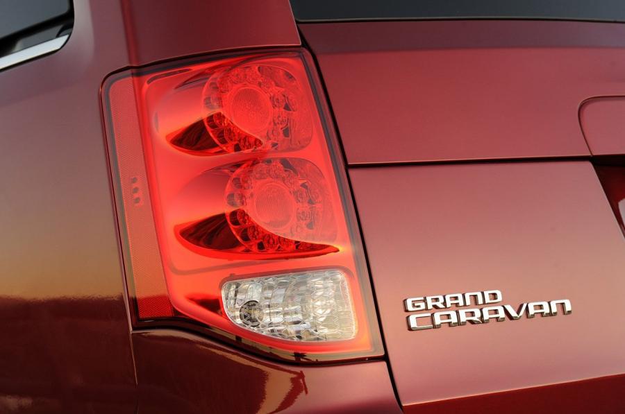  Dodge Grand Caravan 2011 года  (фото 66 из 83)